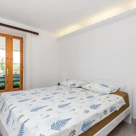 شقة 2 Bedroom Nice Apartment In Barbat Barbat na Rabu