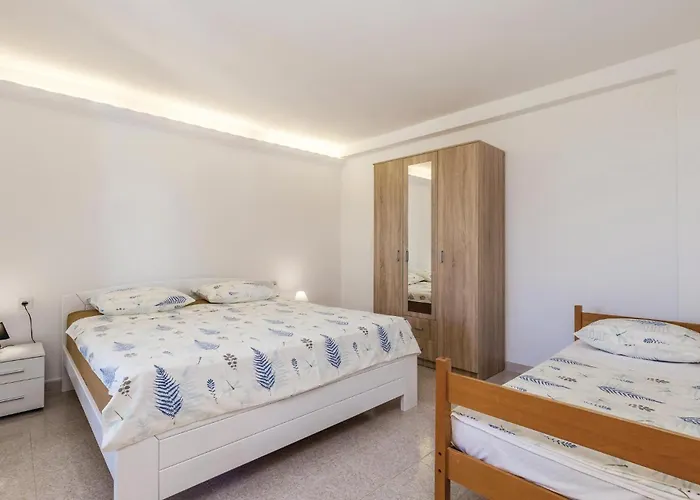아파트 2 Bedroom Gorgeous In Barbat Barbat na Rabu